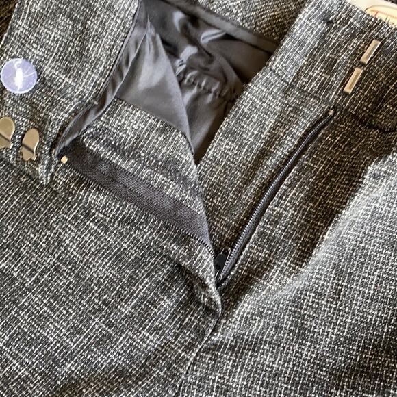 Talbots Petite Women's Jet Black Woven Straight Leg Mid Rise Pants Size 6P - Picture 5 of 6